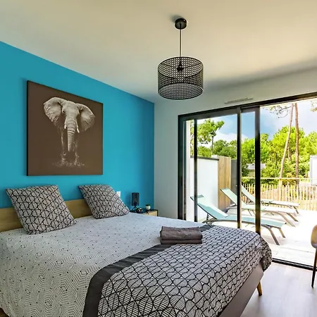 Semesterbostad With Private Pool