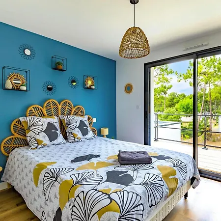 With Private Pool * La Parée Preneau